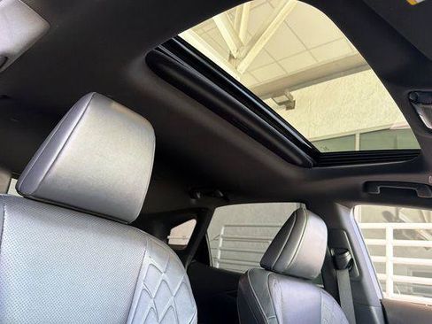 Used 2025 Lexus RX 350 Premium w/ Convenience Package FWD image 18
