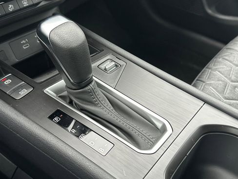 New 2026 Nissan Kicks SV image 21