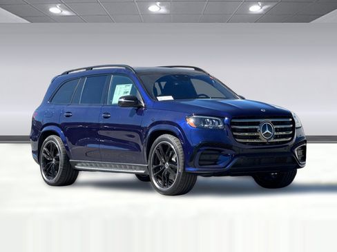 New 2026 Mercedes-Benz GLS 580 4MATIC image 6