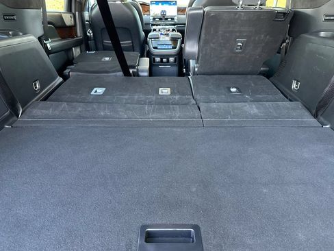 Used 2022 Lincoln Navigator L Black Label AWD/4WD image 17