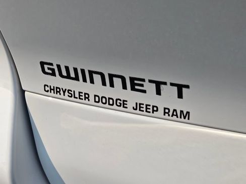Used 2025 Jeep Grand Cherokee L Altitude RWD image 30