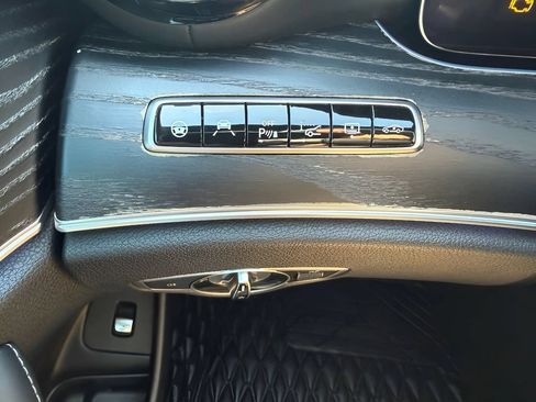 Used 2018 Mercedes-Benz E 63 AMG S image 23