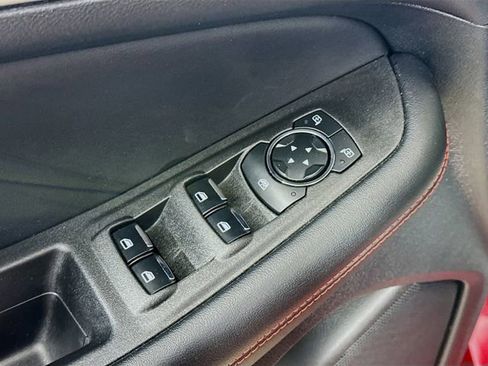 Used 2023 Ford Edge ST-Line image 17