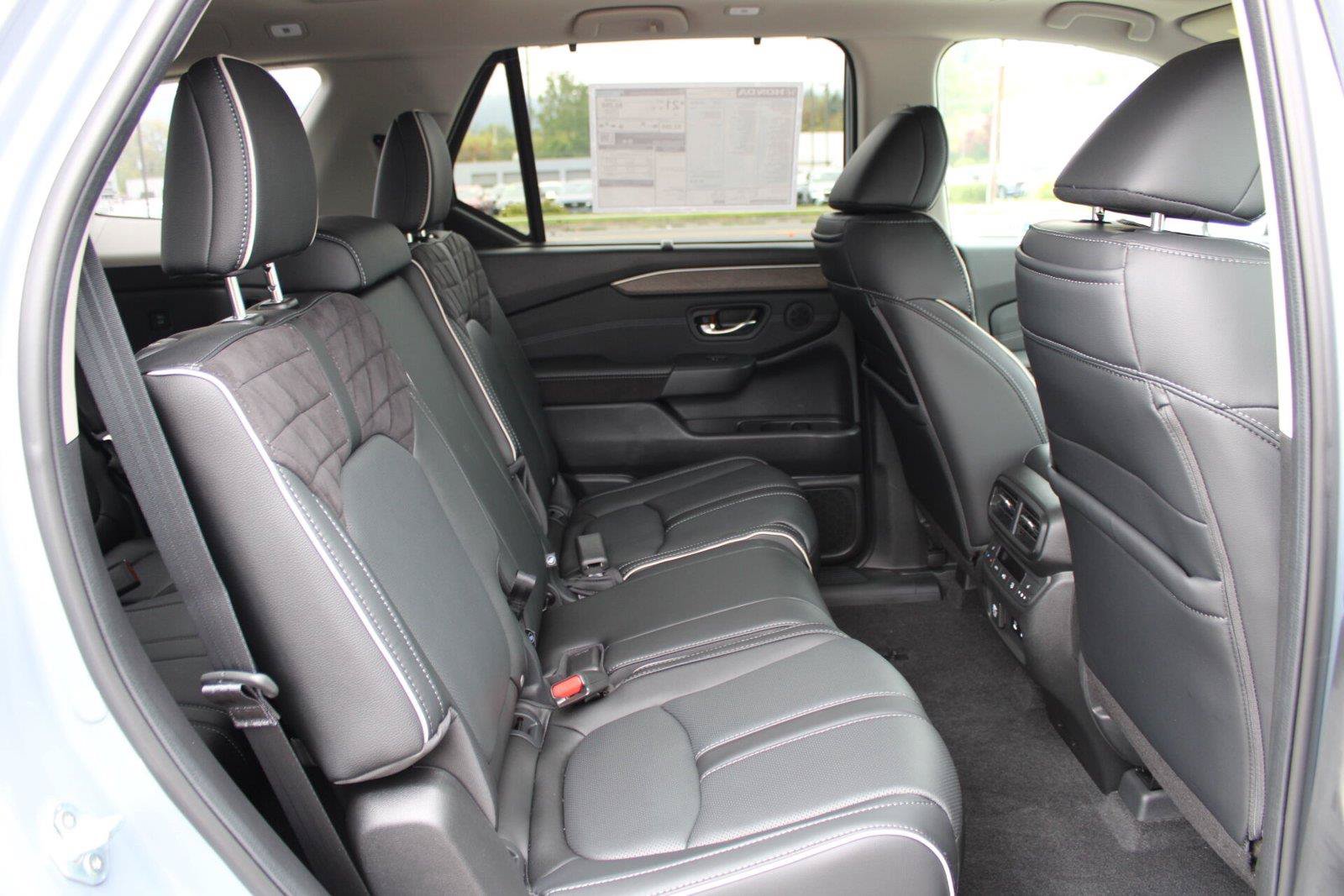 New 2026 Honda Pilot Elite image 12