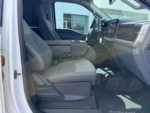Used 2023 Ford F250 XLT w/ FX4 Off-Road Package image 16