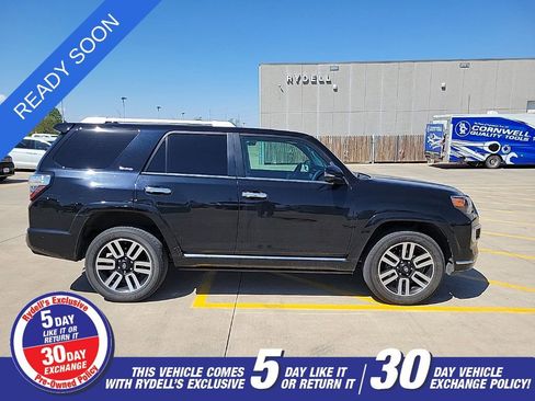 Used 2022 Toyota 4Runner Limited AWD/4WD image 2
