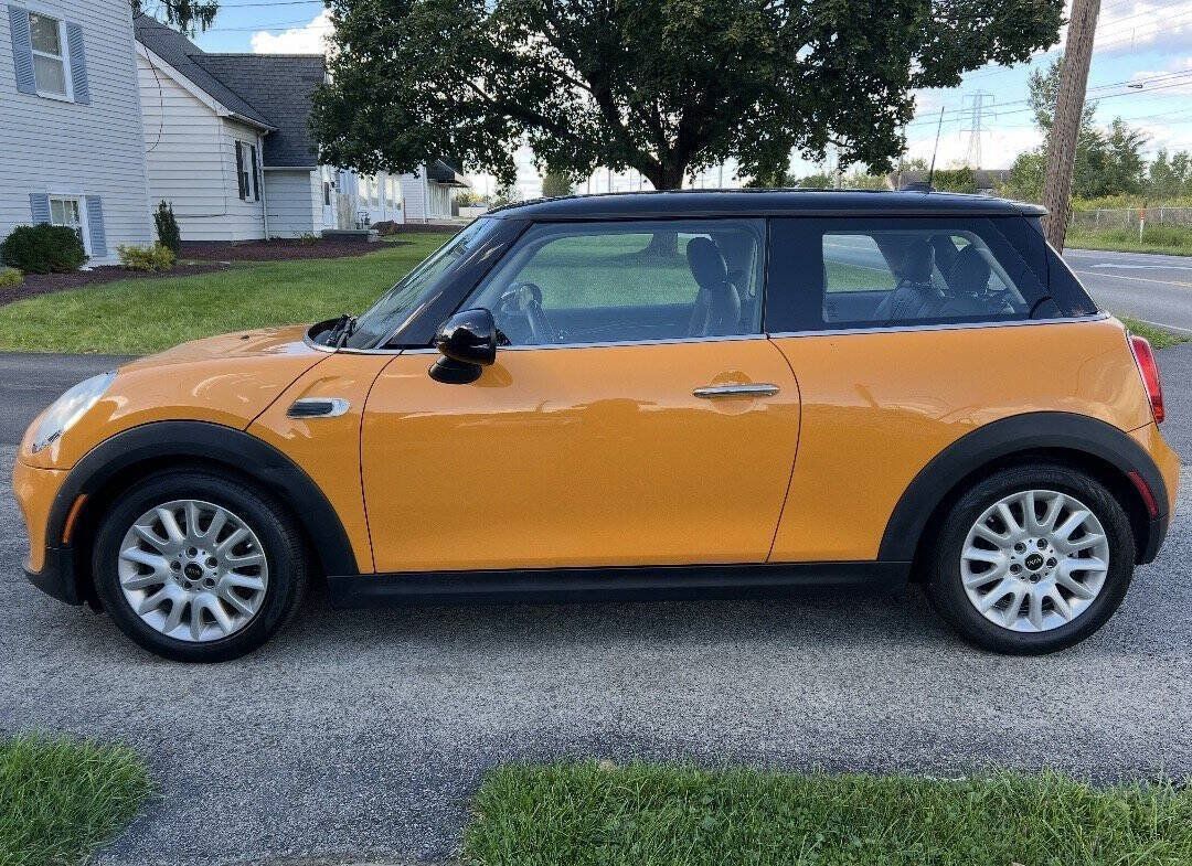 Used 2014 MINI Cooper 2-Door Hardtop FWD image 4