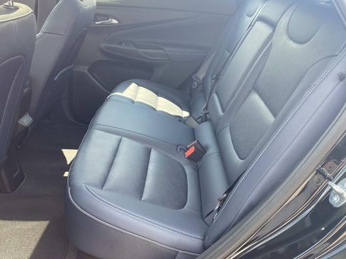 Used 2022 Chevrolet Bolt EUV Premier w/ Sun & Sound Package image 12