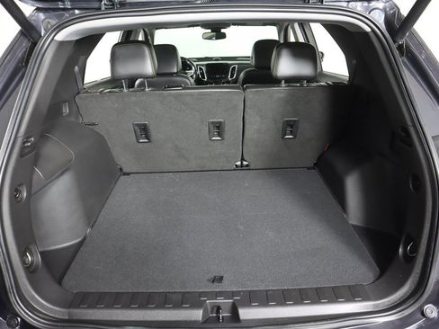 Used 2022 Chevrolet Equinox Premier image 18