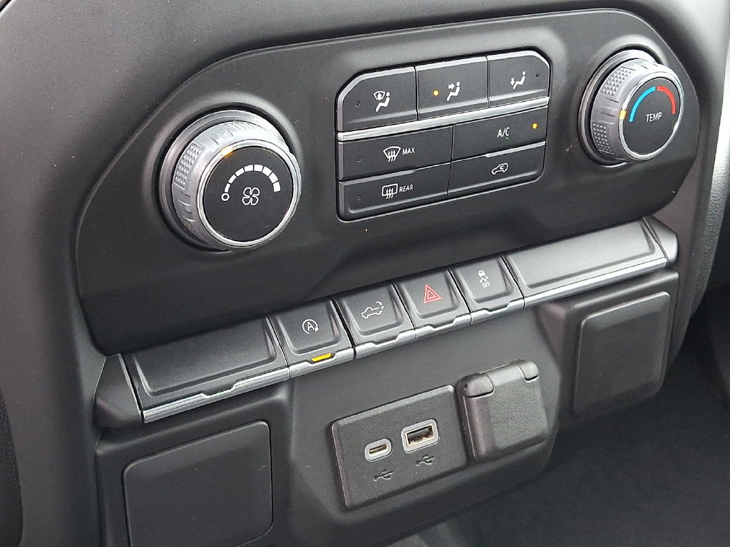 Certified 2022 Chevrolet Silverado 1500 Custom w/ LPO, Dark Essentials Package AWD/4WD image 16