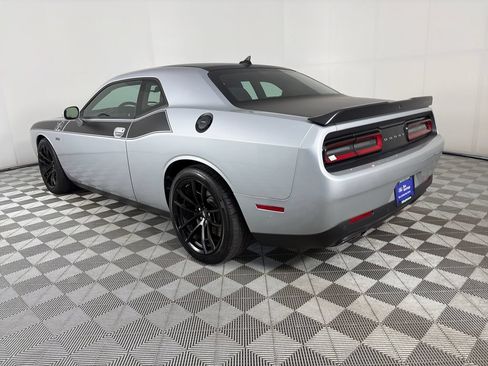Used 2021 Dodge Challenger R/T Scat Pack w/ T/A Package RWD image 5
