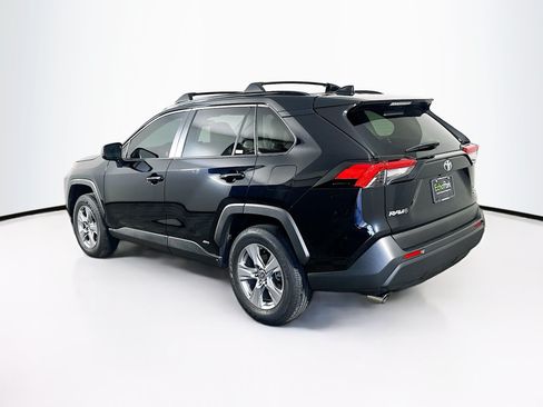 Used 2025 Toyota RAV4 LE AWD/4WD image 5