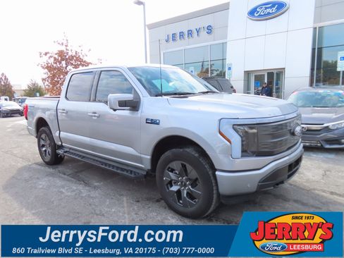 Used 2024 Ford F150 Lightning Lariat image 1