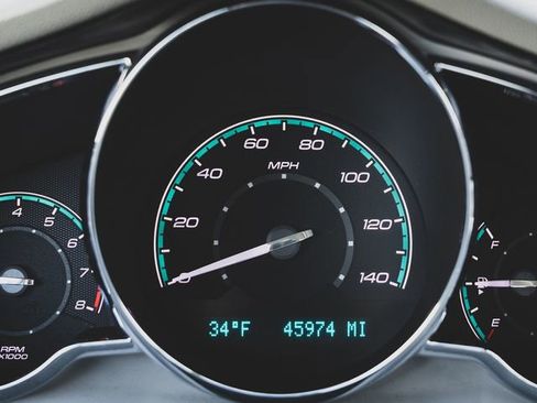 Used 2011 Chevrolet Malibu LS image 3