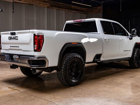 Used 2024 GMC Sierra 3500 SLE image 10