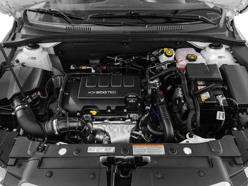 Used 2016 Chevrolet Cruze LT w/ Technology Package FWD image 9