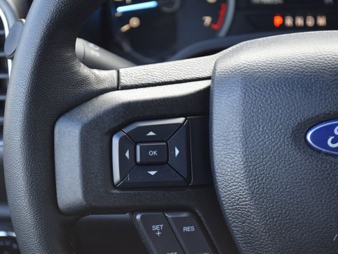 Used 2019 Ford F150 XLT w/ Equipment Group 302A Luxury image 12