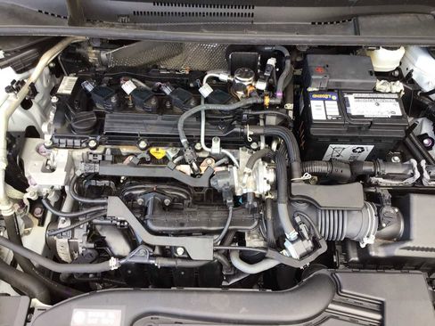 Used 2024 Toyota Corolla LE FWD image 11