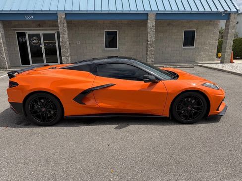 Used 2023 Chevrolet Corvette Stingray Premium Conv w/ Z51 Performance Package RWD image 8