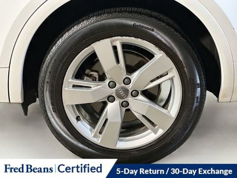 Used 2018 Audi Q5 2.0T Premium Plus w/ Premium Plus Package AWD/4WD image 9