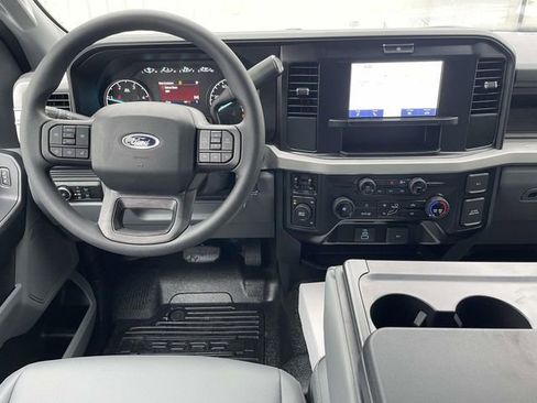 New 2026 Ford F550 4x4 Supercab Super Duty image 4