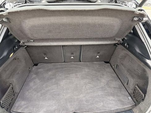 Used 2025 Mercedes-Benz GLA 250 image 9