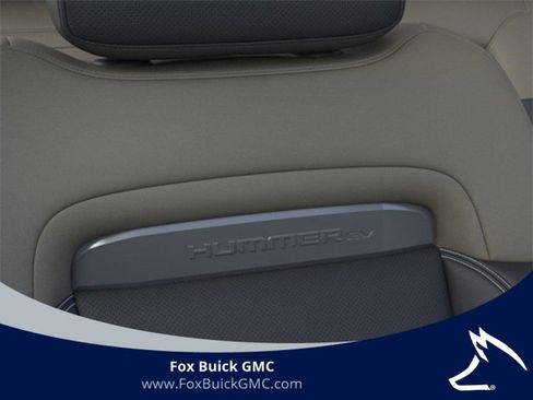 Used 2026 GMC Hummer EV SUV image 21