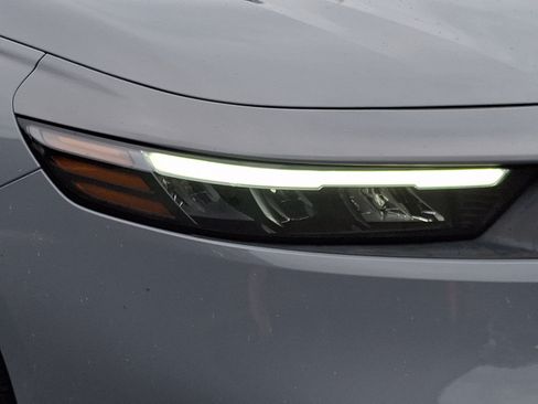Used 2023 Honda Accord Sport image 9