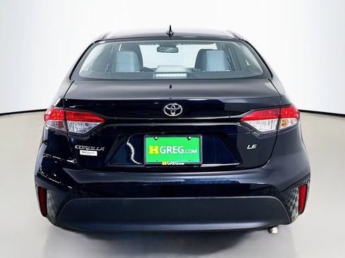 Used 2025 Toyota Corolla LE FWD image 8