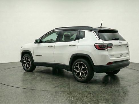 Used 2025 Jeep Compass Limited image 6