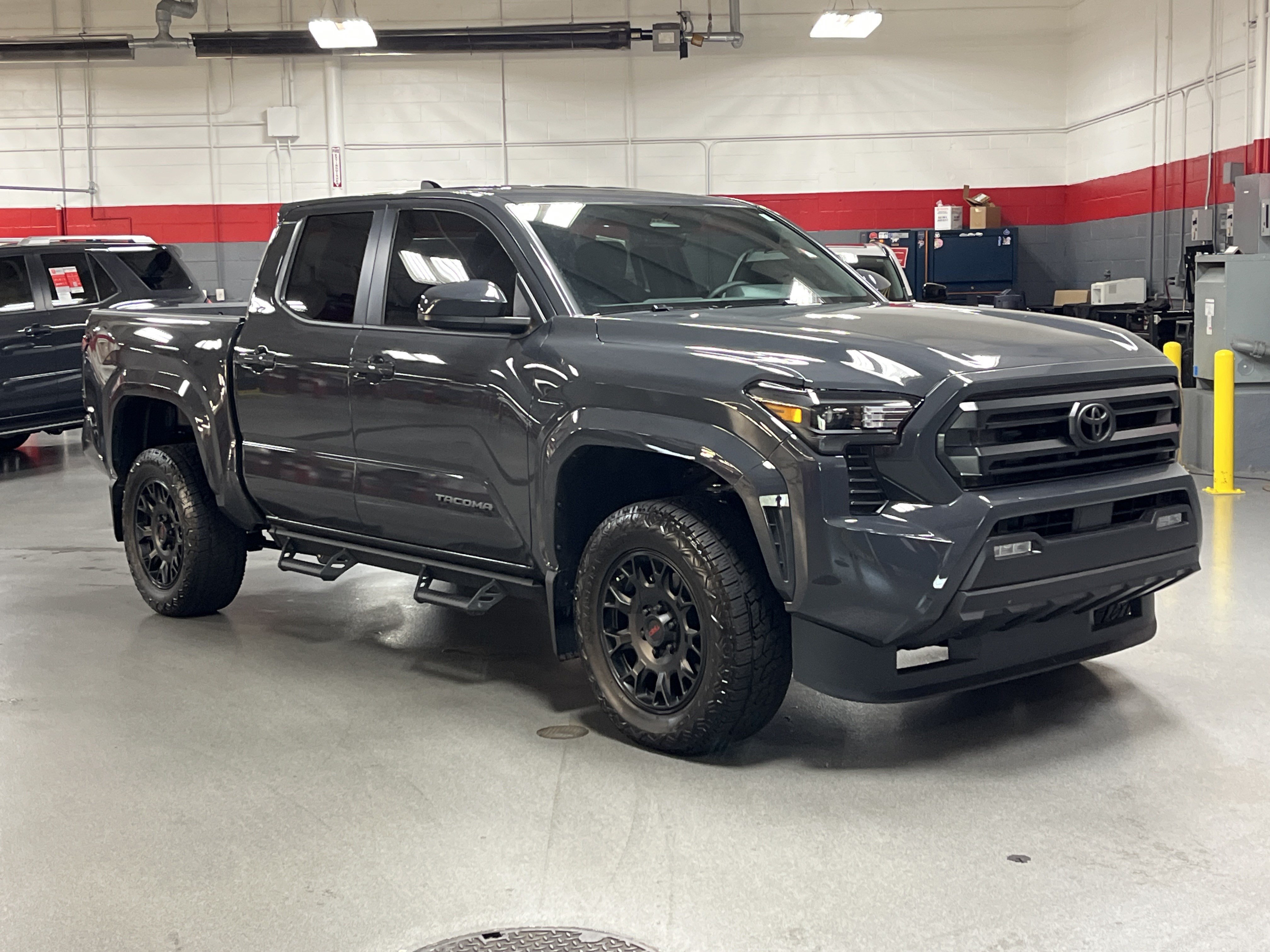 Used 2026 Toyota Tacoma SR5 RWD image 2
