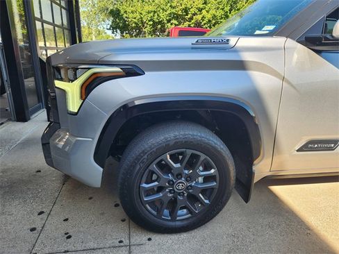 Used 2025 Toyota Tundra Platinum AWD/4WD image 6