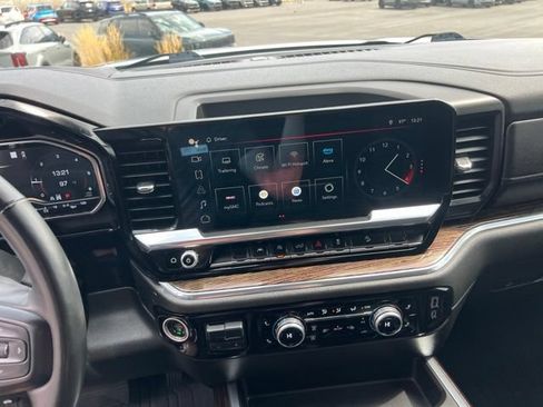 Used 2023 GMC Sierra 1500 Elevation w/ Preferred Package AWD/4WD image 9