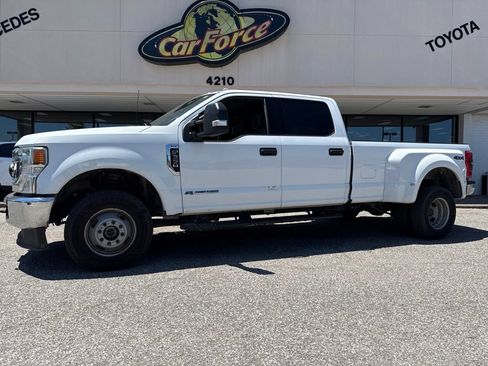 Used 2022 Ford F350 XLT AWD/4WD image 6