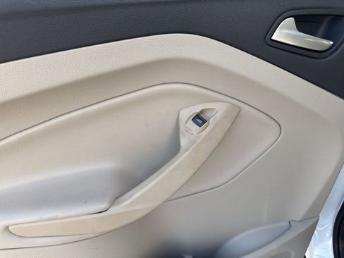 Used 2013 Ford Escape SE image 12