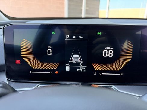 Used 2025 Kia Sorento S FWD image 17