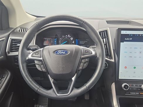 Certified 2024 Ford Edge SEL w/ Convenience Package AWD/4WD image 11