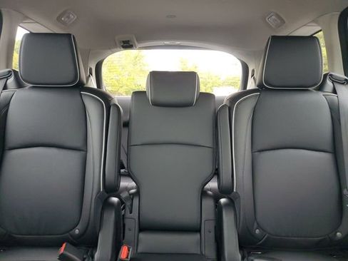 New 2026 Honda Odyssey Touring image 21