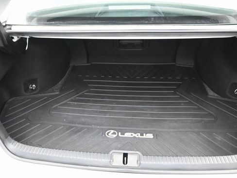 Used 2020 Lexus ES 350 w/ Premium Package image 34