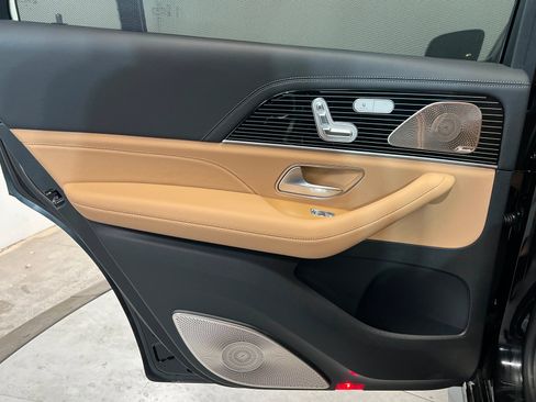 New 2026 Mercedes-Benz GLS 450 4MATIC image 18