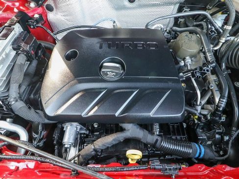 Certified 2021 Chevrolet TrailBlazer RS w/ Technology Package image 28