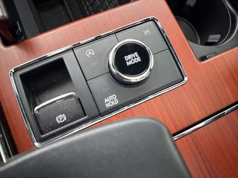 Used 2022 Lincoln Navigator Reserve AWD/4WD image 24
