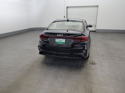 Used 2023 Kia Forte LXS FWD image 7