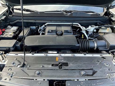 Used 2024 Chevrolet Colorado Trail Boss w/ Safety Package image 22