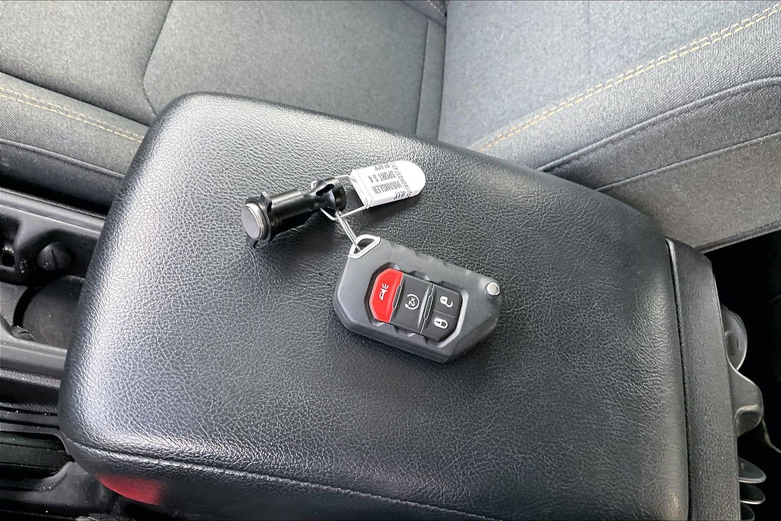 Used 2024 Jeep Wrangler Unlimited Sport AWD/4WD image 12