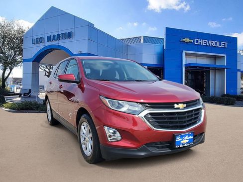 Used 2019 Chevrolet Equinox LT FWD image 2