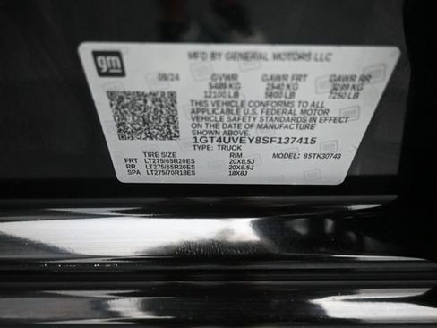 Used 2025 GMC Sierra 3500 AT4 w/ AT4 Premium Plus Package AWD/4WD image 15