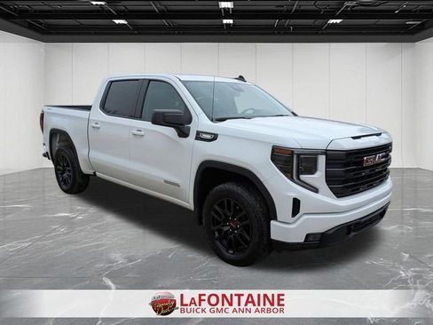 Used 2025 GMC Sierra 1500 Elevation image 7