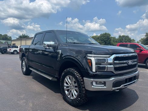 Used 2024 Ford F150 Lariat w/ FX4 Off-Road Package AWD/4WD image 2