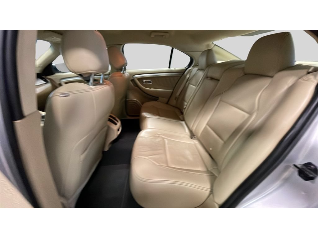 Used 2019 Ford Taurus SEL FWD image 15